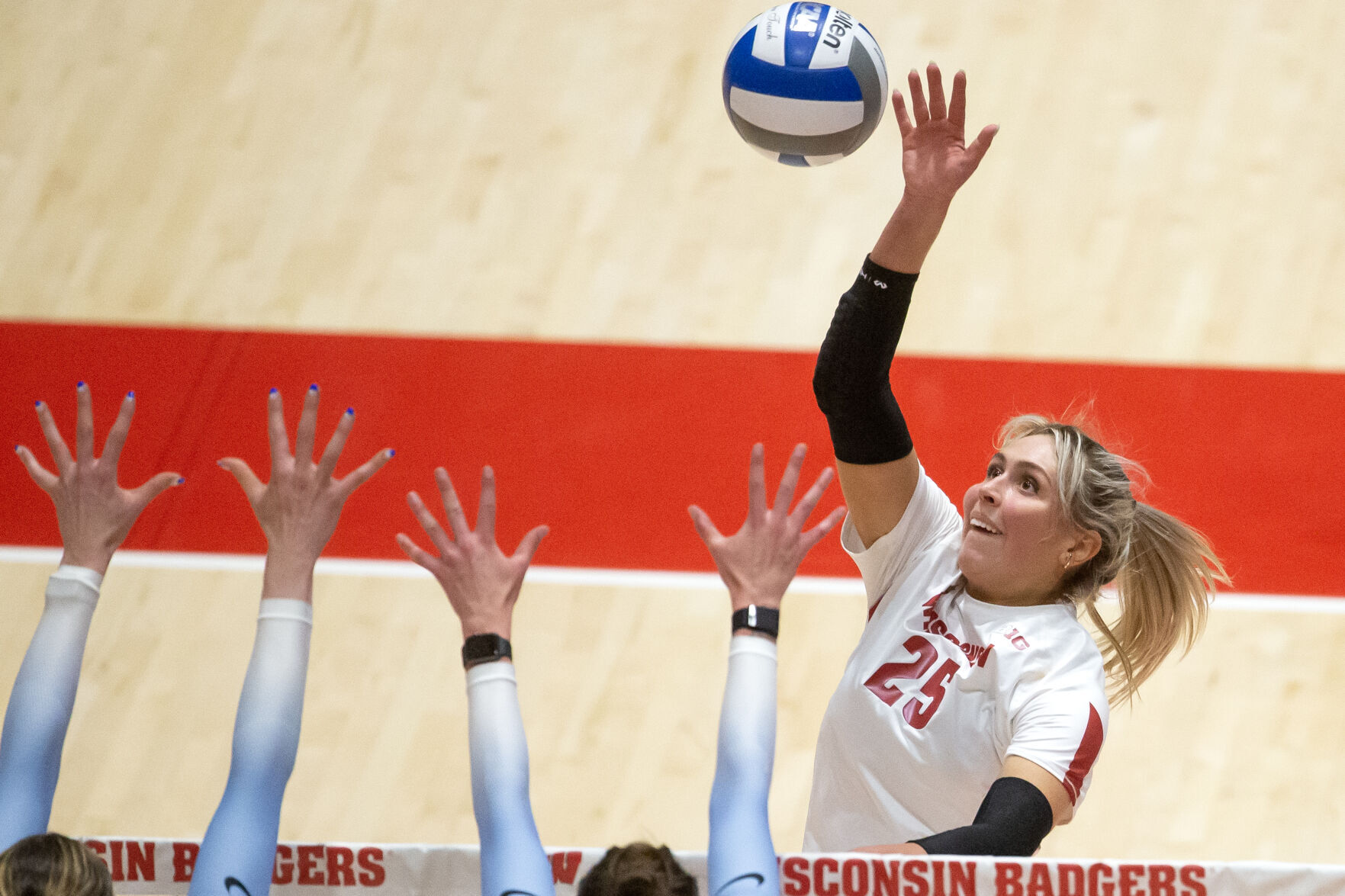 04052023 badger volleyball spring SKM 15.JPG